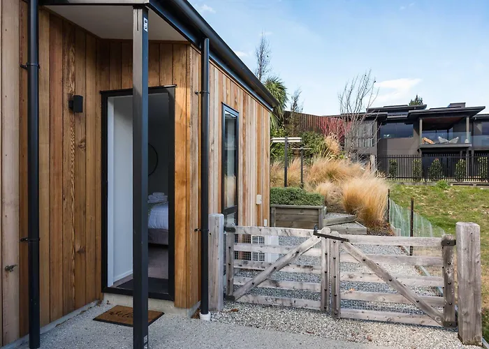 Modern Retreat In Near And Mountains * 瓦纳卡